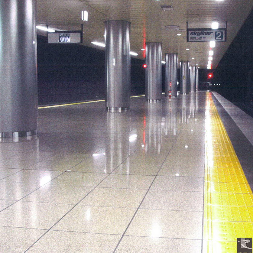  日本成田機場新幹線月台地坪使用台灣羅馬崗石人造石蒂雅系列 